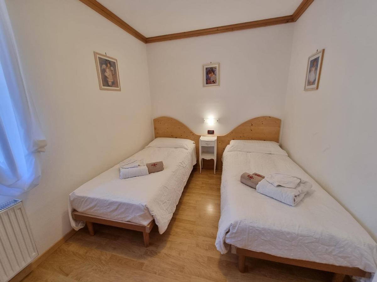 Residence Le Rose Pozza di Fassa Kültér fotó
