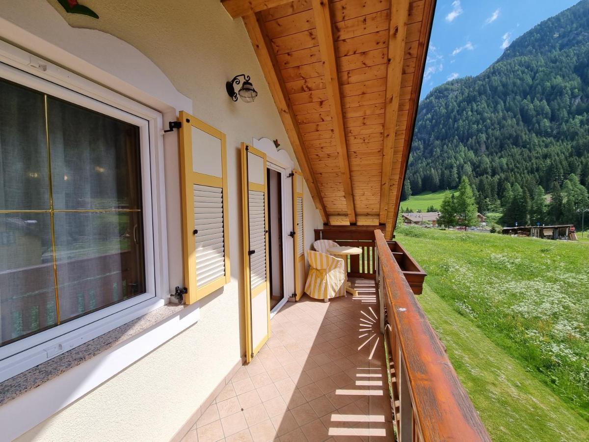 Residence Le Rose Pozza di Fassa Kültér fotó