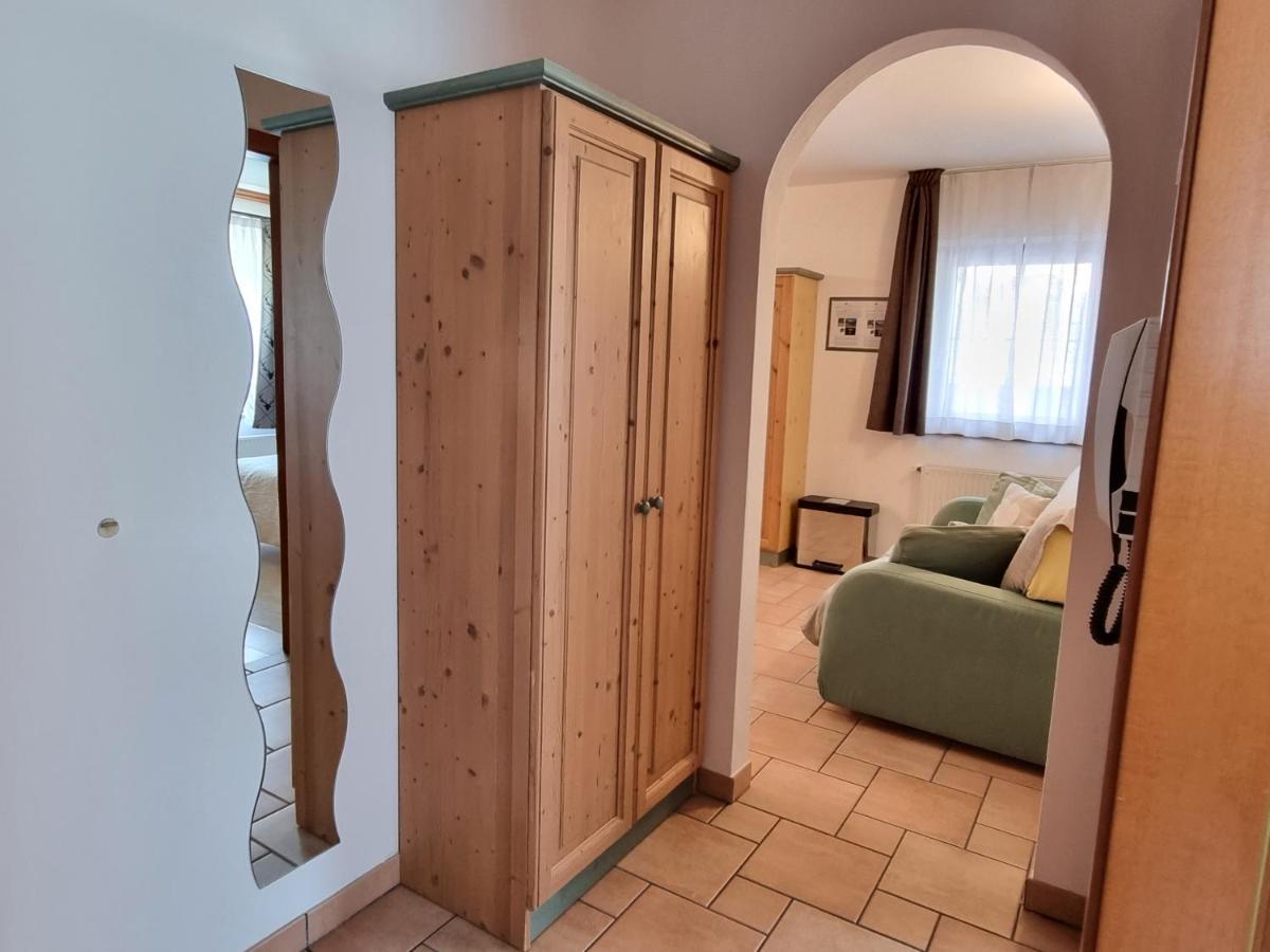 Residence Le Rose Pozza di Fassa Kültér fotó