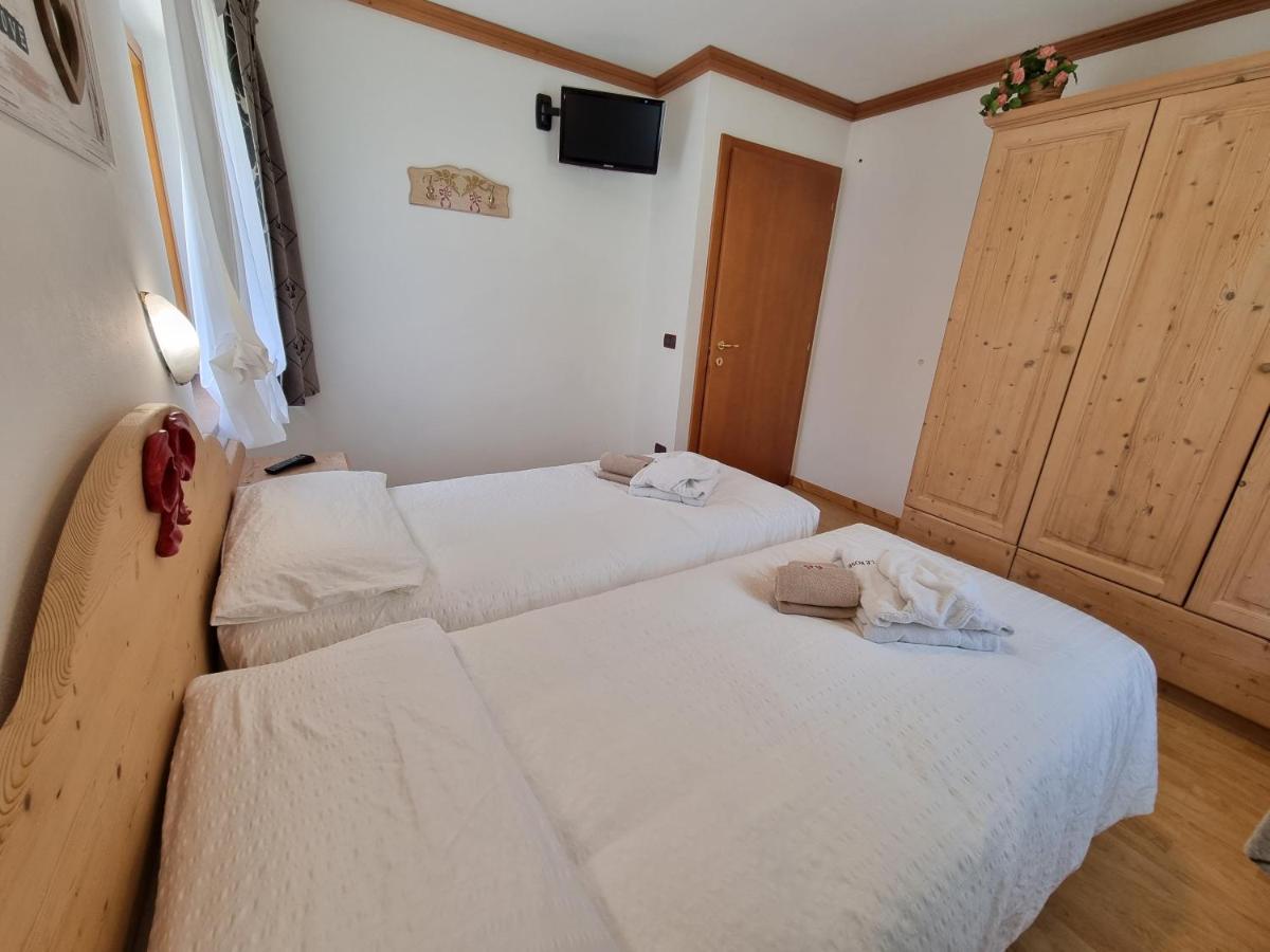 Residence Le Rose Pozza di Fassa Kültér fotó