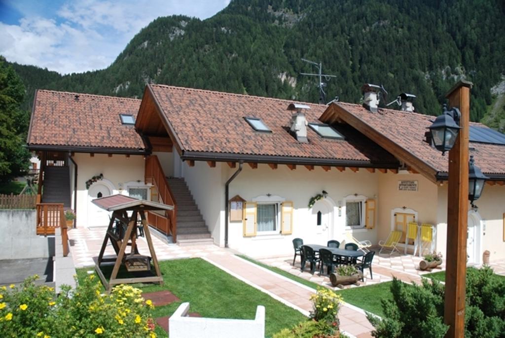 Residence Le Rose Pozza di Fassa Kültér fotó